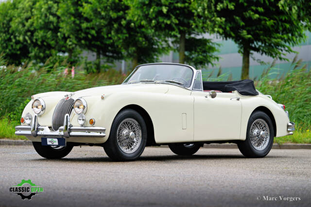 Image 1/51 of Jaguar XK 150 DHC (1959)