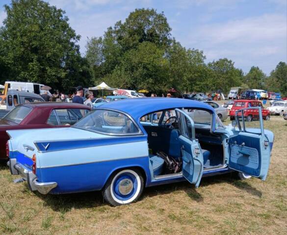 Immagine 1/10 di Vauxhall Cresta (1961)
