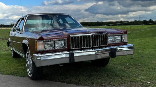 Bild 1/10 von Mercury Grand Marquis (1986)