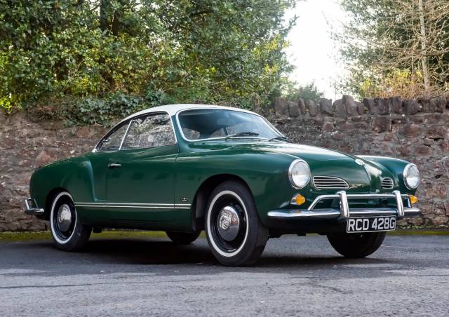 Bild 1/8 von Volkswagen Karmann Ghia 1600 L (1969)
