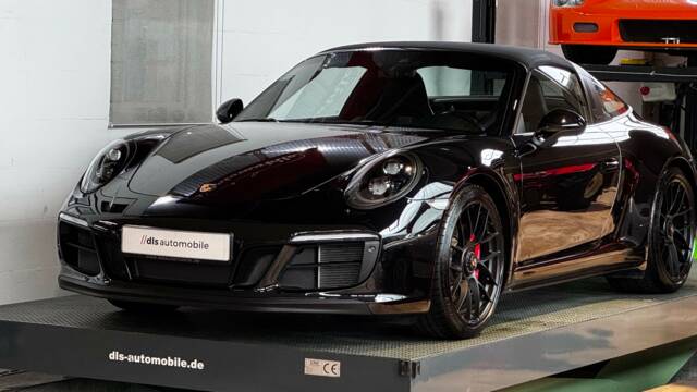 Bild 1/19 von Porsche 911 Targa 4 GTS (1900)