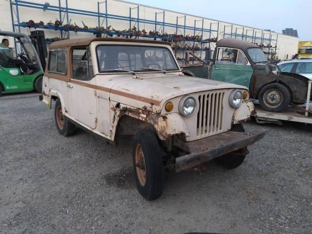 Bild 1/9 von Jeep Commando (1980)