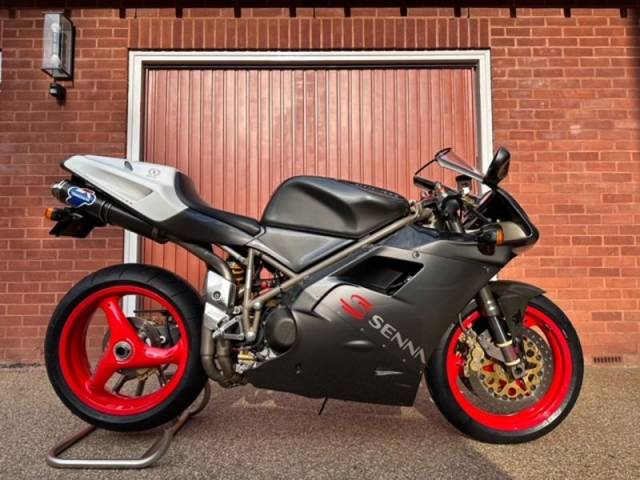 Image 1/29 de Ducati DUMMY (1995)