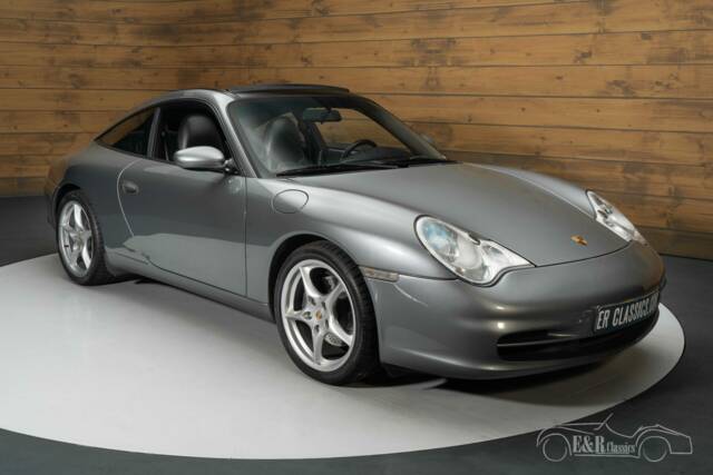 Image 1/6 de Porsche 911 Carrera (2002)