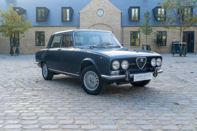 Bild 1/18 von Alfa Romeo 2000 Berlina (1976)