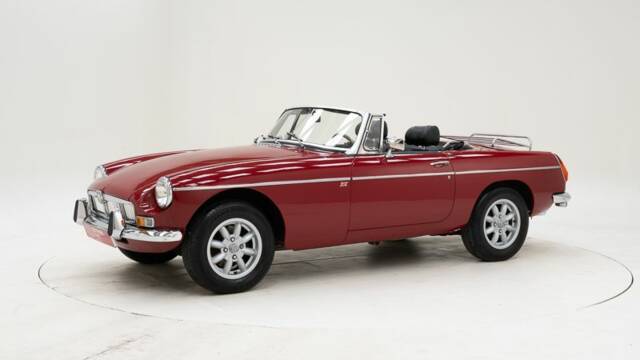 Image 1/15 of MG MGB (1976)