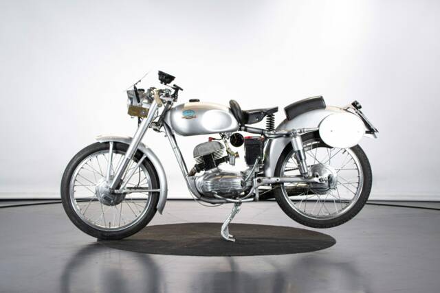 Image 1/50 de Mondial 160 Sport Lusso (1954)