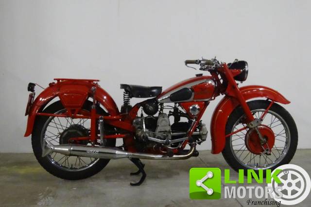Image 1/10 of Moto Guzzi DUMMY (1955)