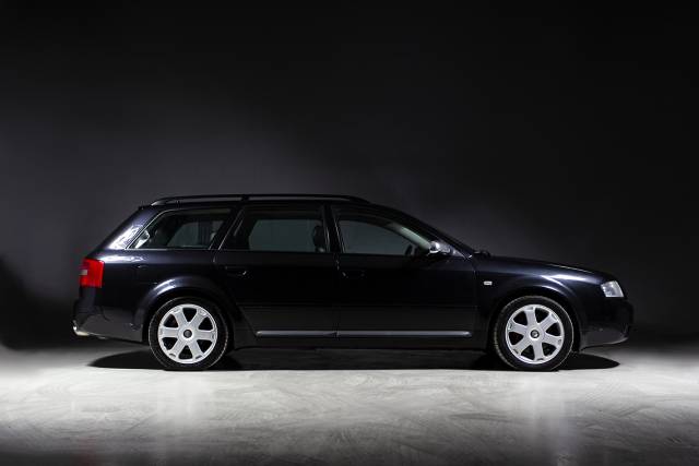 Immagine 1/33 di Audi S6 Avant (2000)
