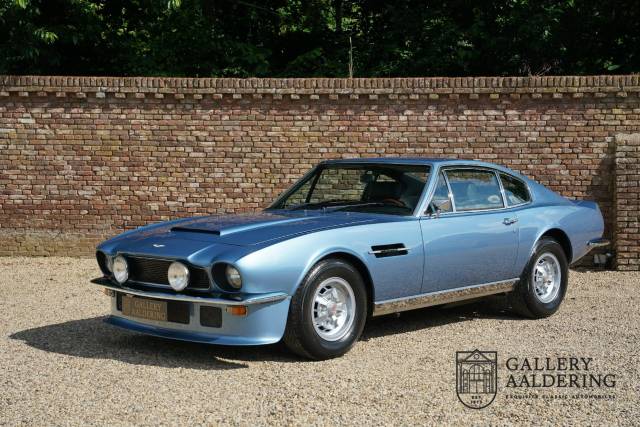 Image 1/50 de Aston Martin DBS V8 (1973)