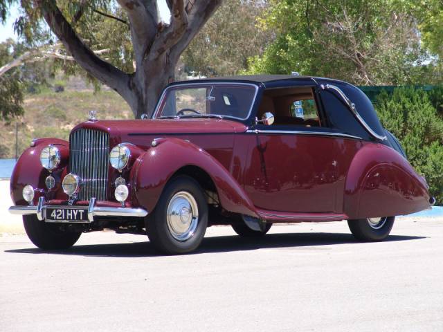 Image 1/38 of Bentley R-Type (1954)