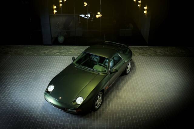 Image 1/15 of Porsche 928 GTS (1992)