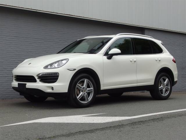 Image 1/99 of Porsche Cayenne S (2010)