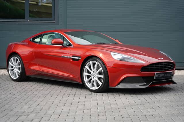 Bild 1/50 von Aston Martin Vanquish (2013)