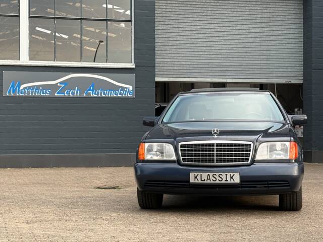 Immagine 1/28 di Mercedes-Benz 400 SE (1992)