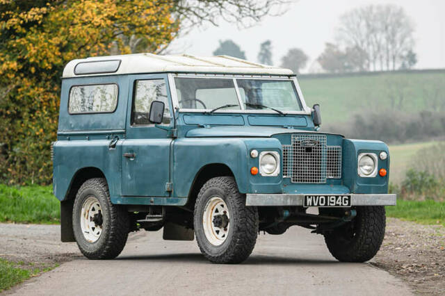 Bild 1/34 von Land Rover 88 Lightweight (1968)