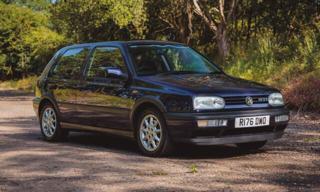 Image 1/39 of Volkswagen Golf IV 1.8T GTI (1998)