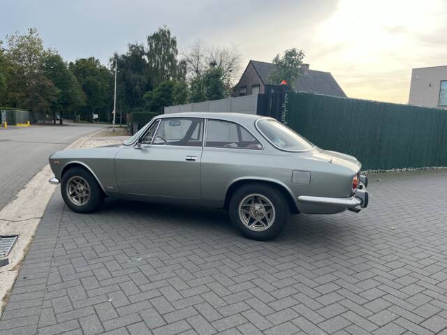 Afbeelding 1/31 van Alfa Romeo Giulia 1600 Sprint GT (1966)