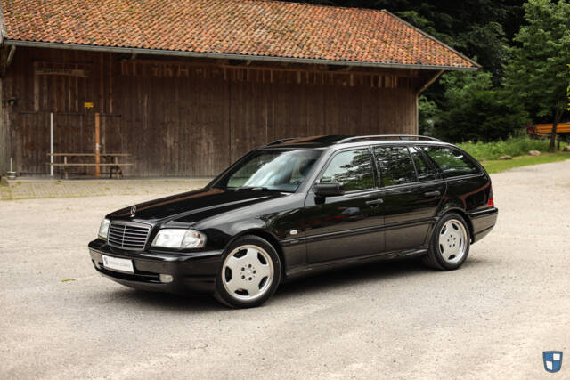 Bild 1/89 von Mercedes-Benz C 43 AMG T (1998)
