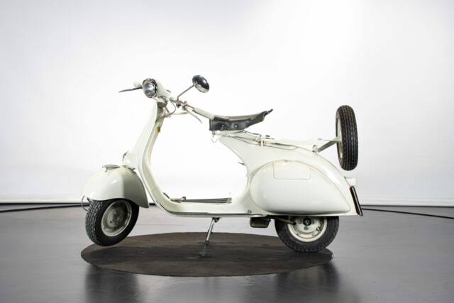 Image 1/50 of Piaggio Vespa 150 "Struzzo" VL (1956)