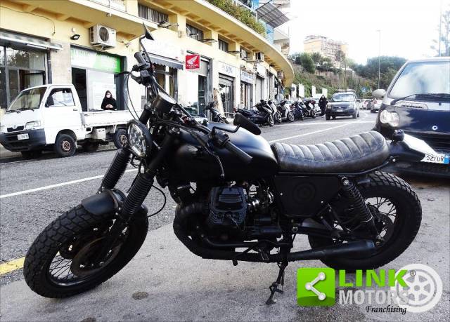 Image 1/12 of Moto Guzzi DUMMY (1998)