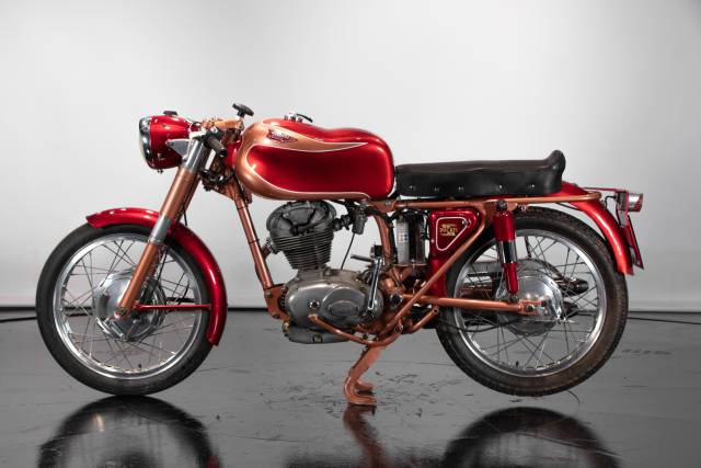 Afbeelding 1/50 van Ducati DUMMY (1962)