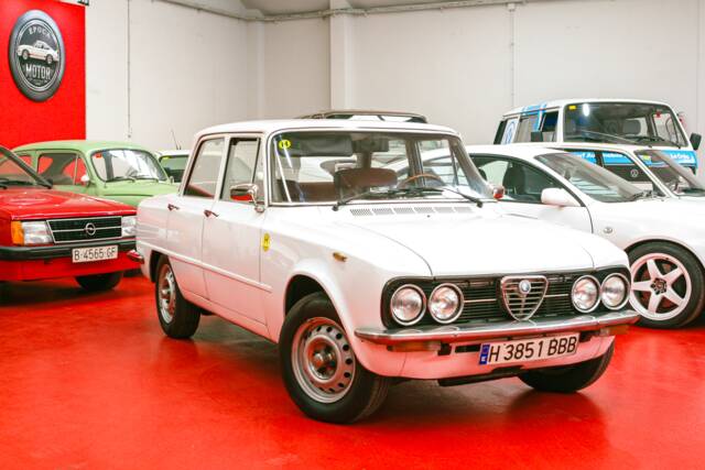 Image 1/34 of Alfa Romeo Giulia Nuova Super 1600 (1979)