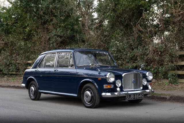 Image 1/17 of Vanden Plas 1300 (1969)