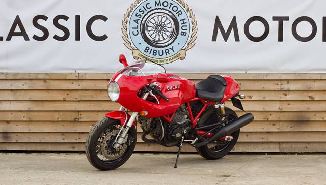 Imagen 1/12 de Ducati DUMMY (2006)