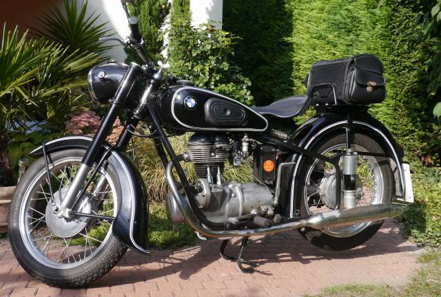 Bild 1/5 von BMW DUMMY (1954)