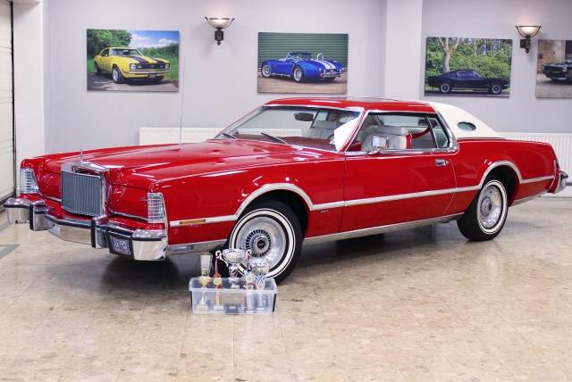 Image 1/34 of Lincoln Continental Mark IV (1976)