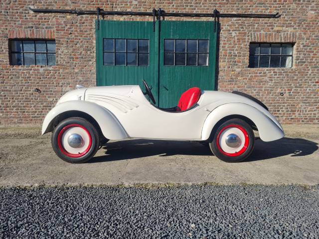 Image 1/41 de NSU-Fiat 500 A Topolino Weinsberg (1938)