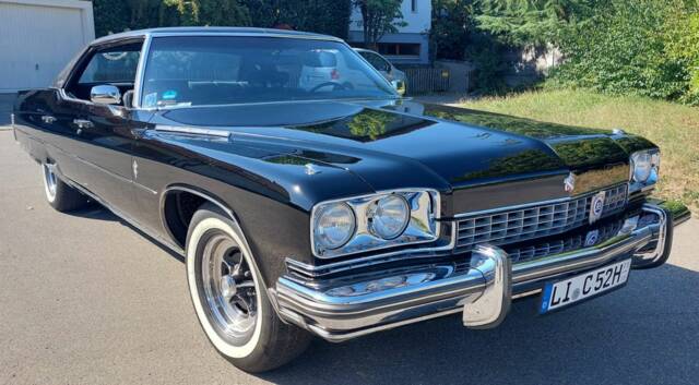 Image 1/8 of Buick Electra 225 Hardtop (1973)