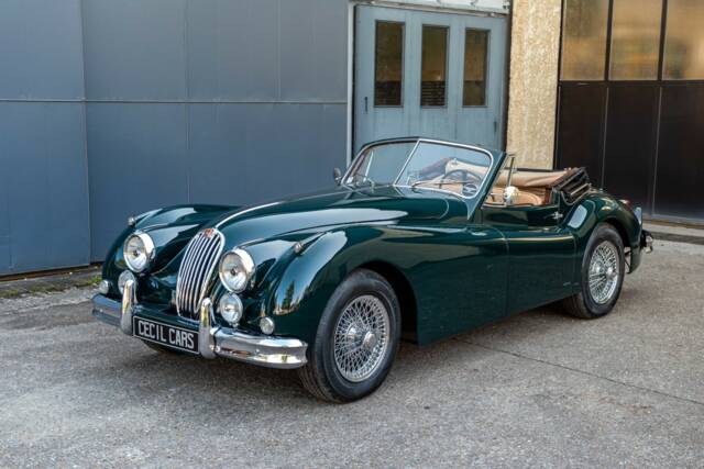 Image 1/41 of Jaguar XK 140 DHC (1955)