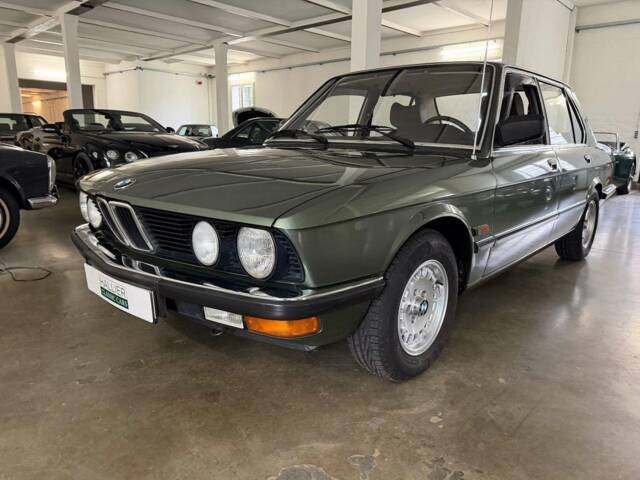 Bild 1/7 von BMW 520i (1982)