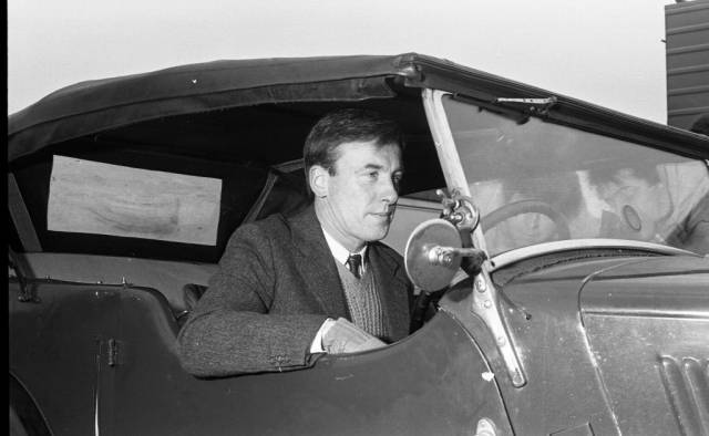 Image 1/10 of Morris Eight (1935)