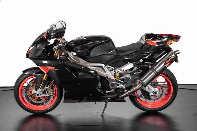 Image 1/32 of Aprilia DUMMY (2003)