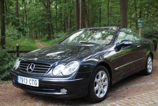 Afbeelding 1/7 van Mercedes-Benz CLK 200 K (2004)