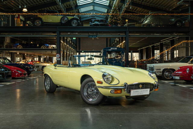 Bild 1/28 von Jaguar E-Type V12 (1974)