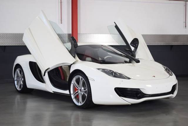 Immagine 1/9 di McLaren MP4-12C (2012)