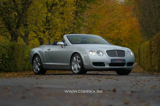 Image 1/25 of Bentley Continental GTC (2008)