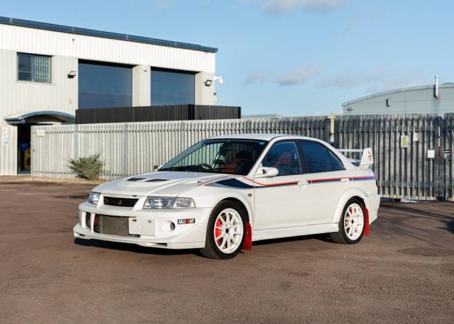 Imagen 1/18 de Mitsubishi Lancer Evolution VI (2000)