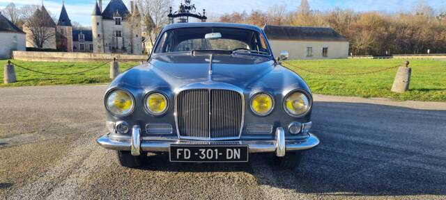 Bild 1/16 von Jaguar 420 (1968)