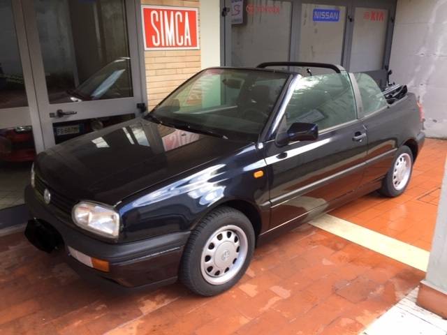 Image 1/8 of Volkswagen Golf III Cabrio 1.6 (1996)