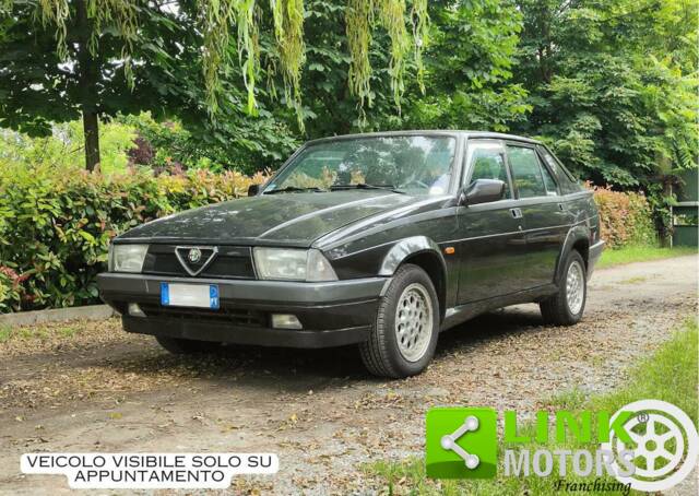 Afbeelding 1/10 van Alfa Romeo 75 2.0 Twin Spark (1991)