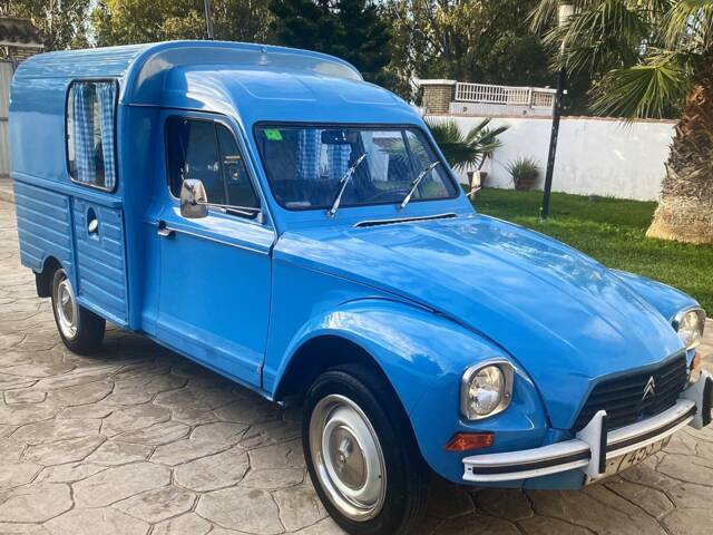Image 1/7 of Citroën Acadiane (1978)