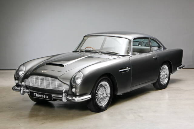 Afbeelding 1/18 van Aston Martin DB 4 Vantage (1963)