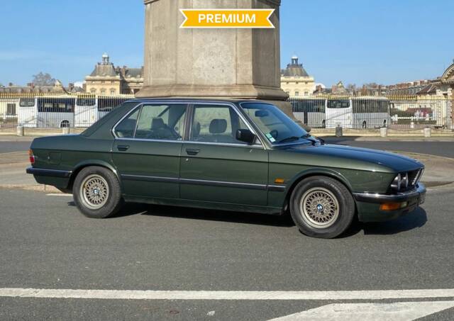 Bild 1/7 von BMW 525e (1987)