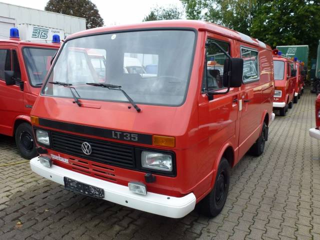 Bild 1/15 von Volkswagen LT 35 2,4 (1988)