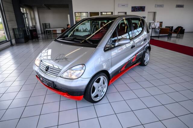 Imagen 1/15 de Mercedes-Benz A 160 "F1 Häkkinen Edition" (2001)